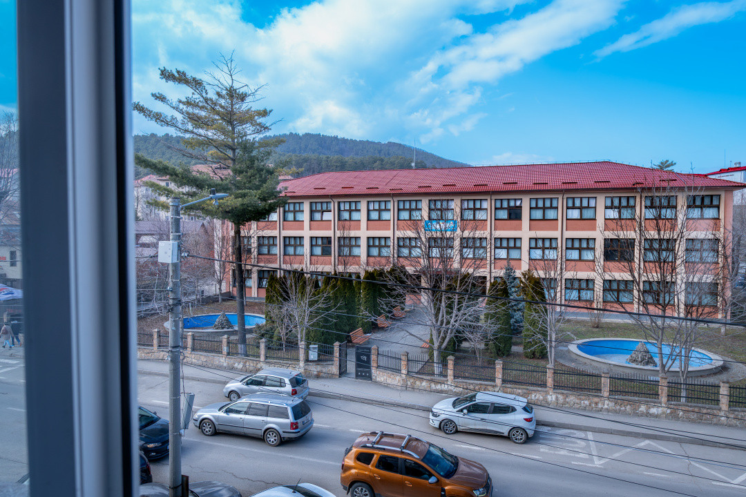 Locul de unde copilul nu poate chiuli