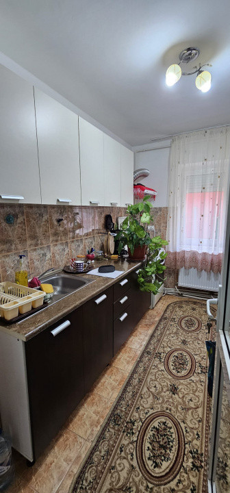 La parter în centrul Târgu Ocnei — investiție sau acasă, tu decizi