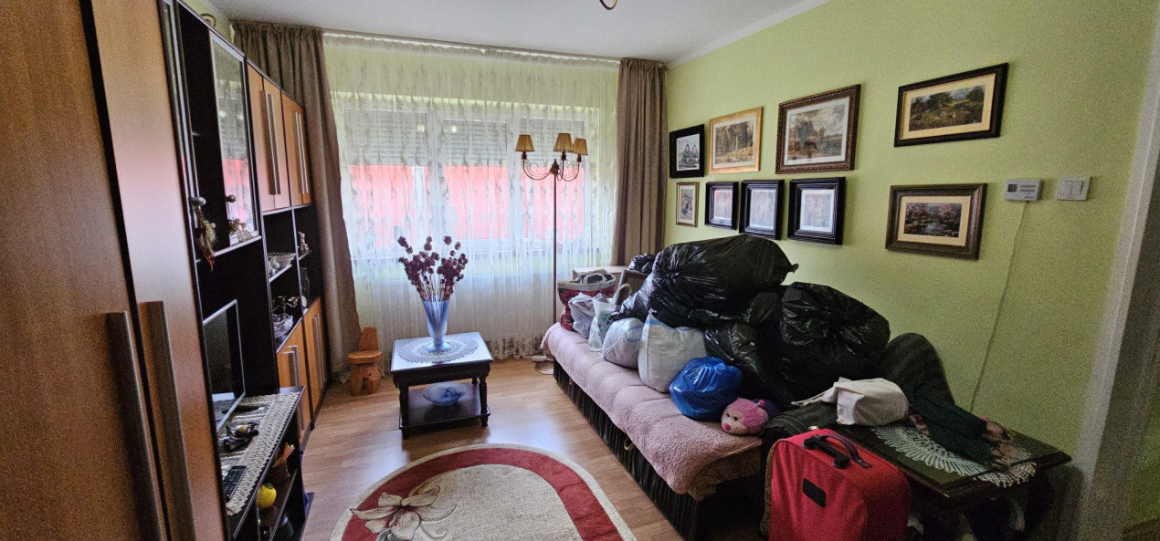 La parter în centrul Târgu Ocnei — investiție sau acasă, tu decizi