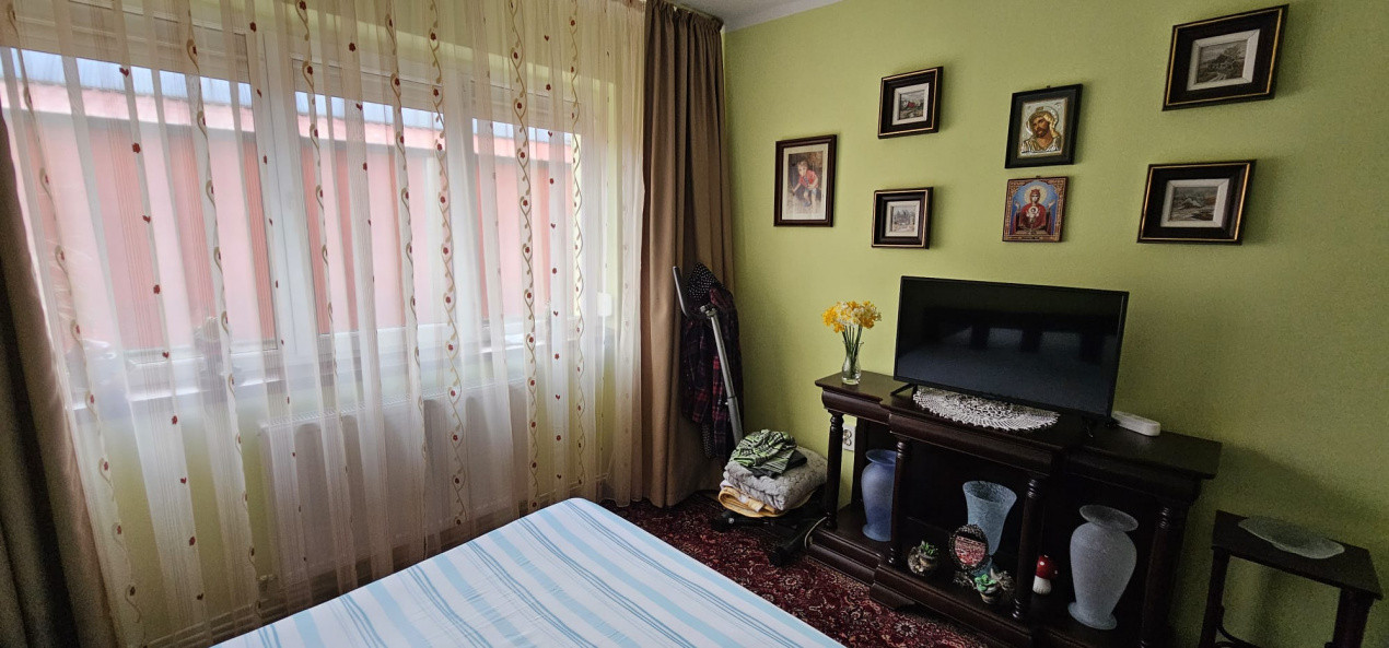 La parter în centrul Târgu Ocnei — investiție sau acasă, tu decizi