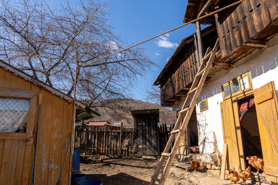 Ai plecat din Solont, dar terenul ăsta de 1737mp te cheamă înapoi