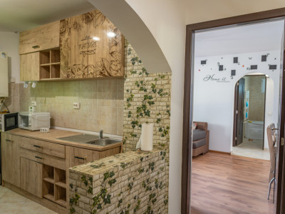 Apartament 2 camere | Str. Republicii 7 (Narcisa) | Parter înalt