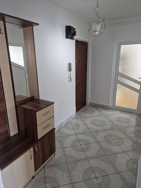 Apartament 2 camere de inchiriat , Onesti