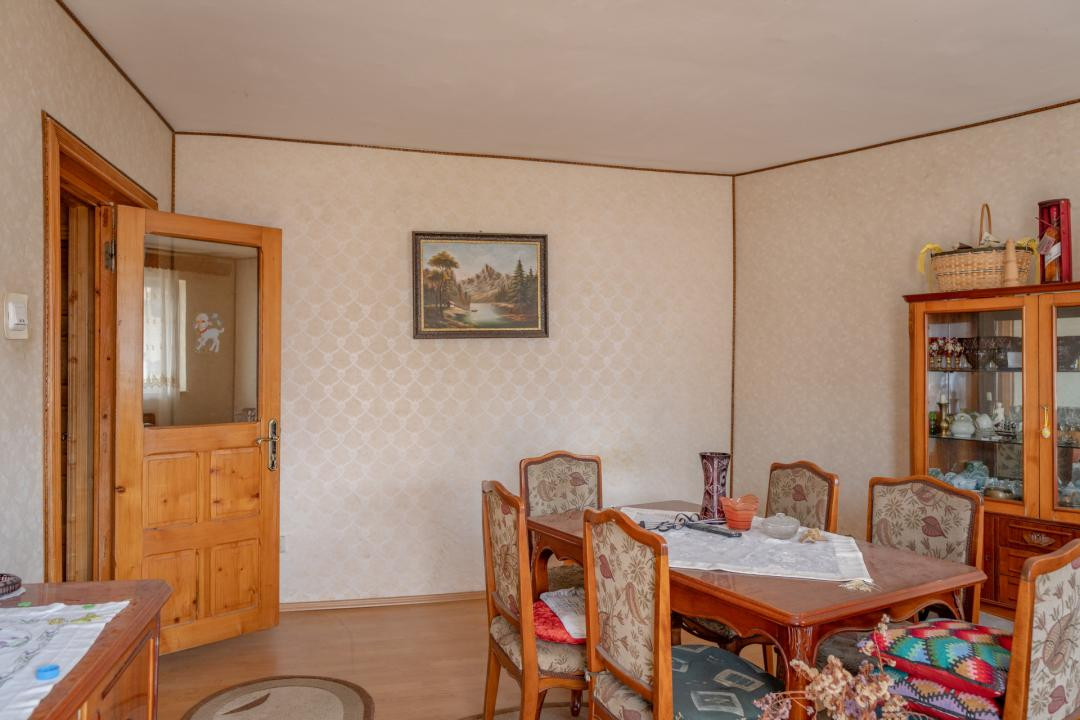 Deschizi ușa... și simți imediat că aici ai putea rămâne o viață