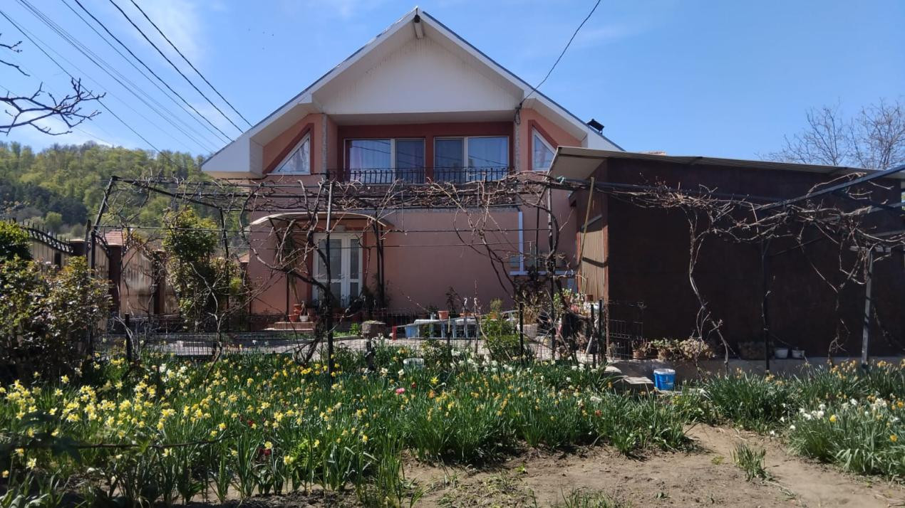 Eleganță, spațiu și confort modern – proprietate premium în Comănești