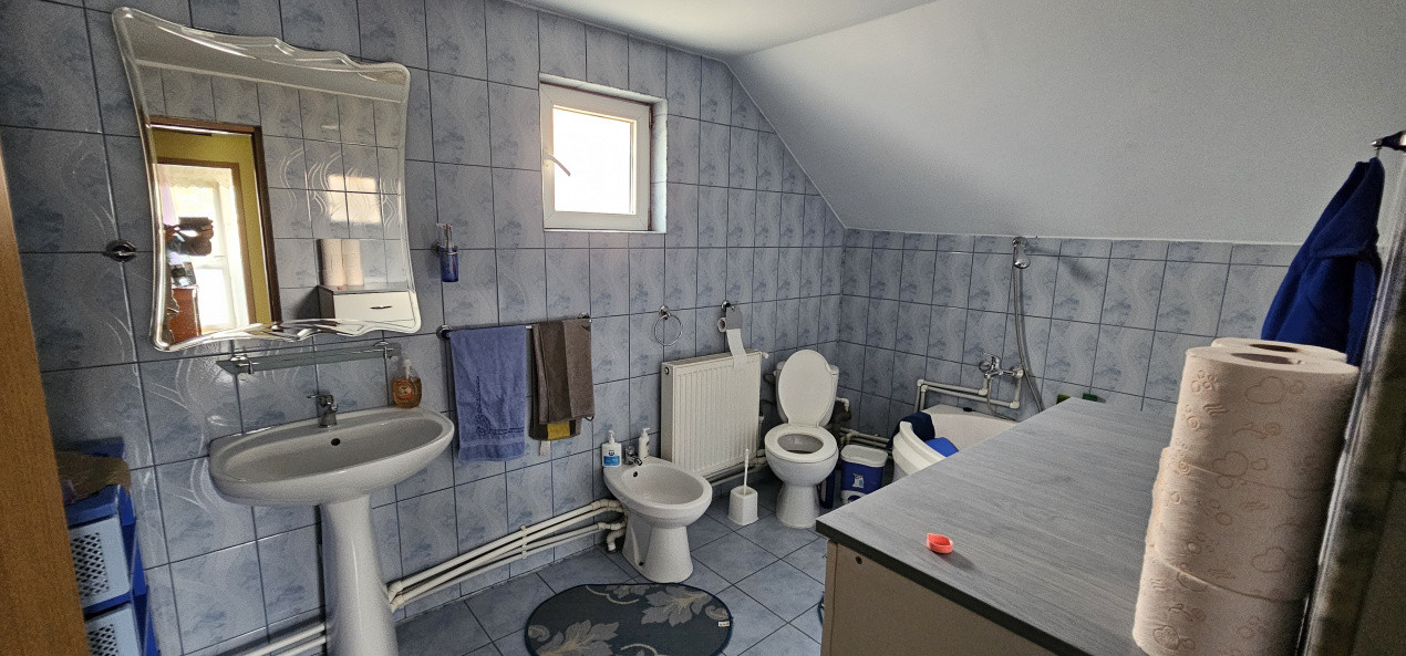 Eleganță, spațiu și confort modern – proprietate premium în Comănești