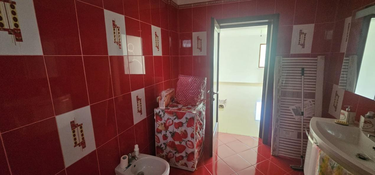 Între liniștea satului și confortul unei vieți frumoase.