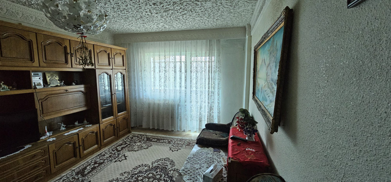 La câțiva pași de tot ce contează, la un singur pas de a deveni al tău.