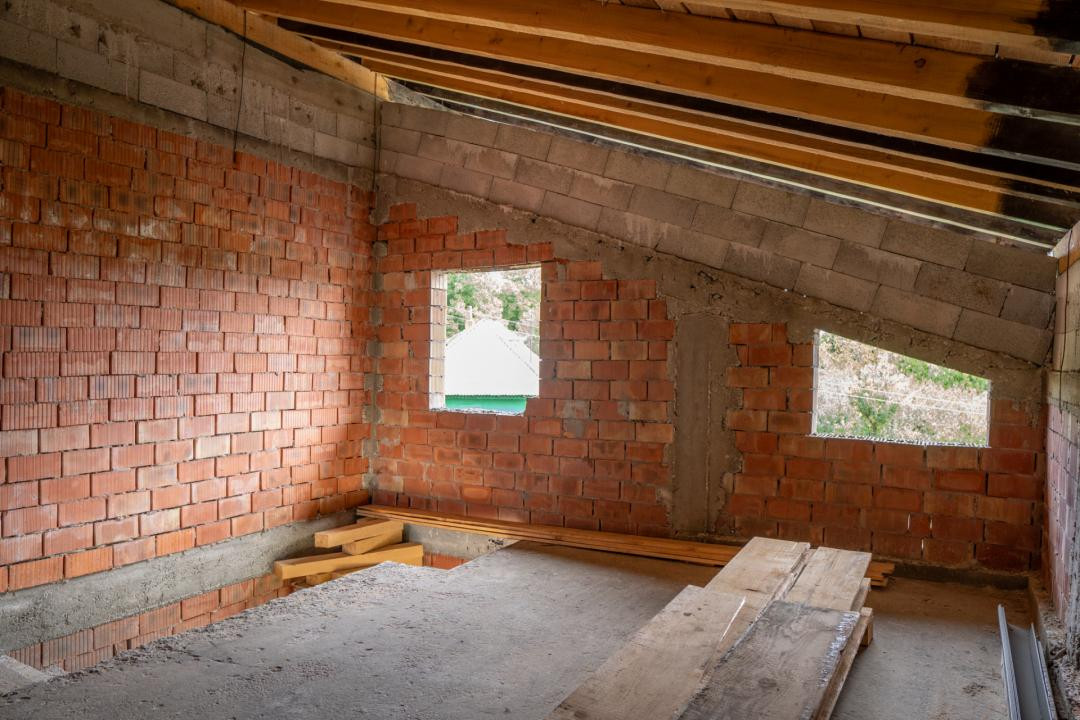 Probabil cea mai impunătoare casă din Grigoreni, la 52.000€