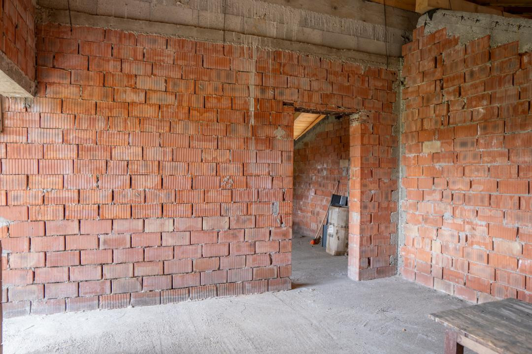 Probabil cea mai impunătoare casă din Grigoreni, la 52.000€