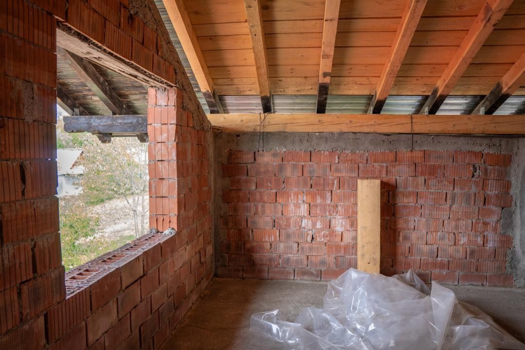Probabil cea mai impunătoare casă din Grigoreni, la 52.000€