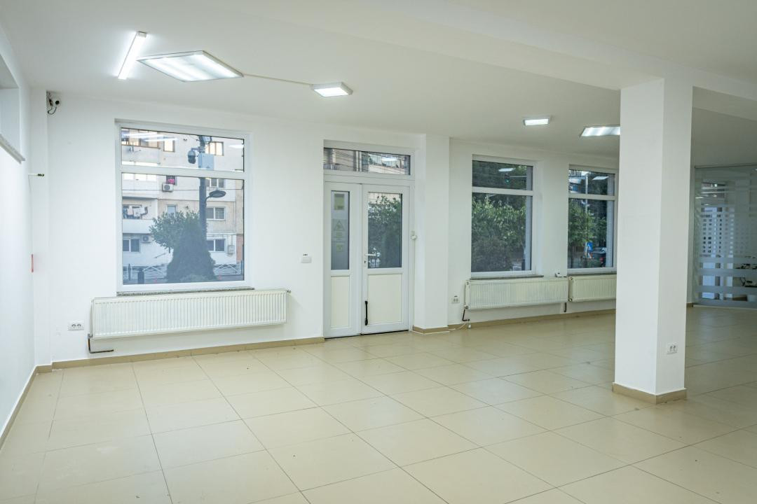 Firma ta, lângă Mocănașu, gata de mâine dimineață