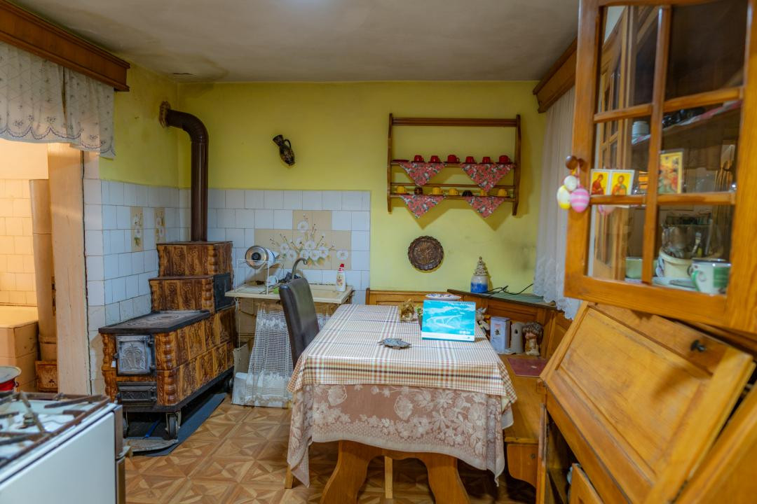 Casă locuibilă în Dărmănești — 50.000 €