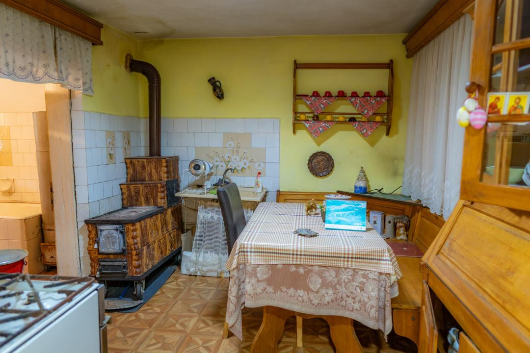 Casă locuibilă în Dărmănești — 50.000 €