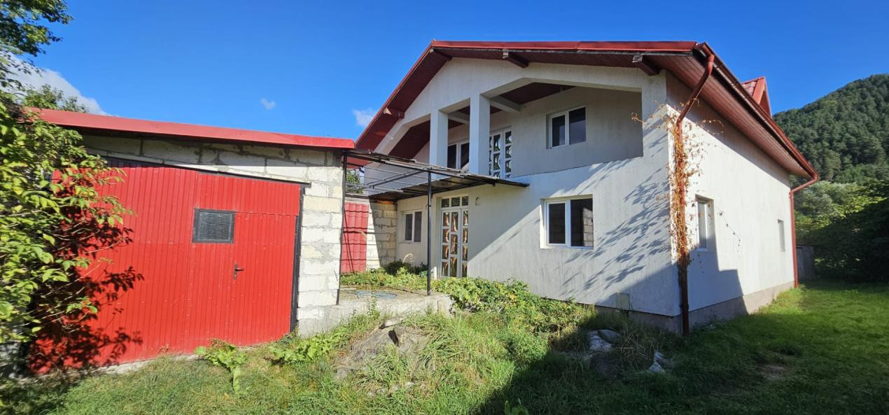 O casă nouă,teren generos și locul în care planurile de mâine pot începe astazi
