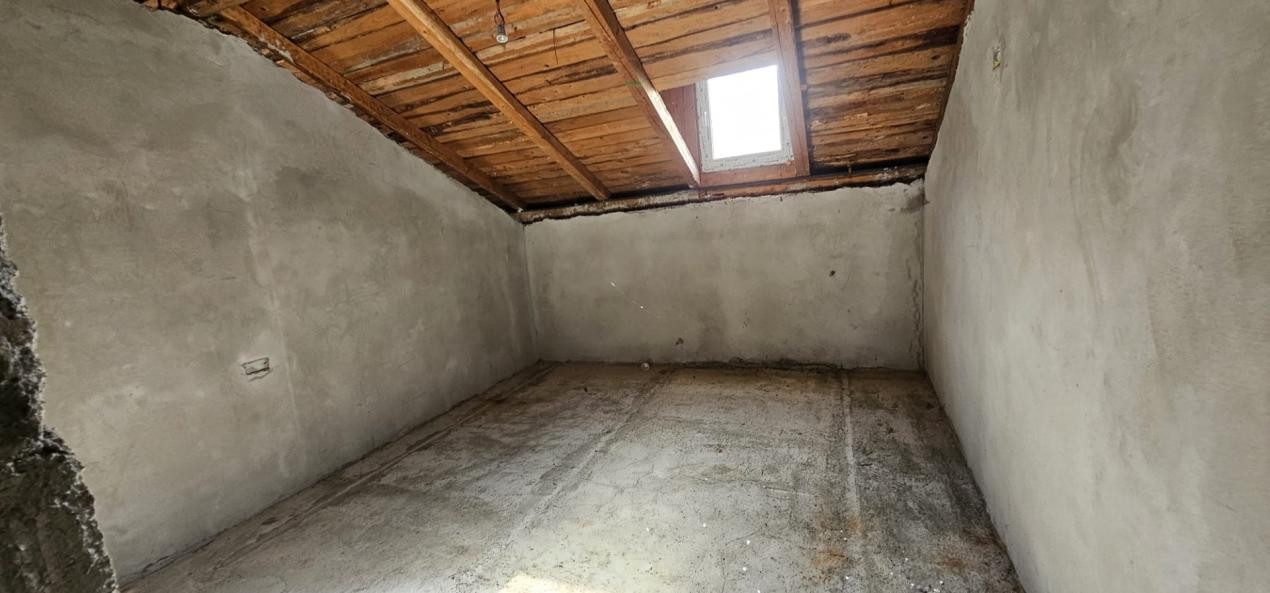 O casă nouă,teren generos și locul în care planurile de mâine pot începe astazi