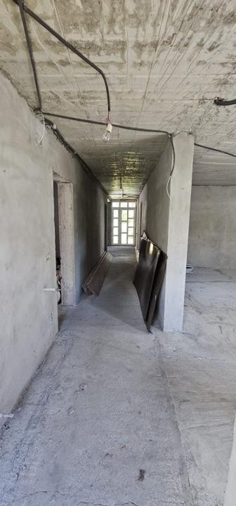 O casă nouă,teren generos și locul în care planurile de mâine pot începe astazi
