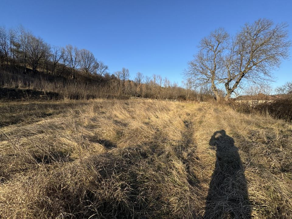 4.000 mp intravilan în Moinești pentru dezvoltare rezidențială P+2