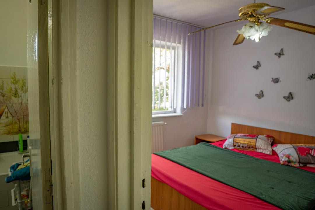 Apartament cu balcon în Moinești, sub 30.000 euro