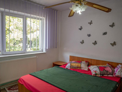 Apartament cu balcon în Moinești, sub 30.000 euro