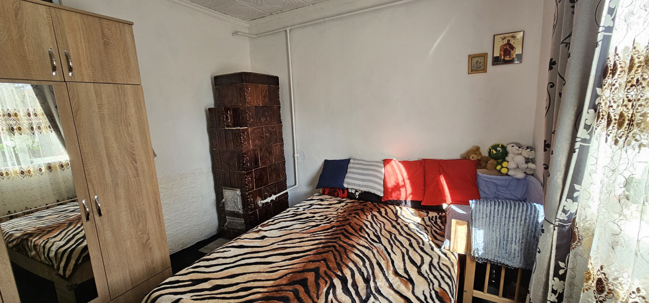 Casa cu 4 camere, teren 1708.30 mp intravilan, zona Vermesti! 