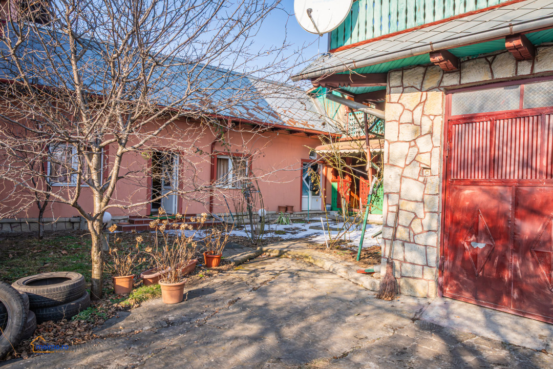 Casa spațioasă din Comănești – locuință pentru familii mari sau sediu de firma?