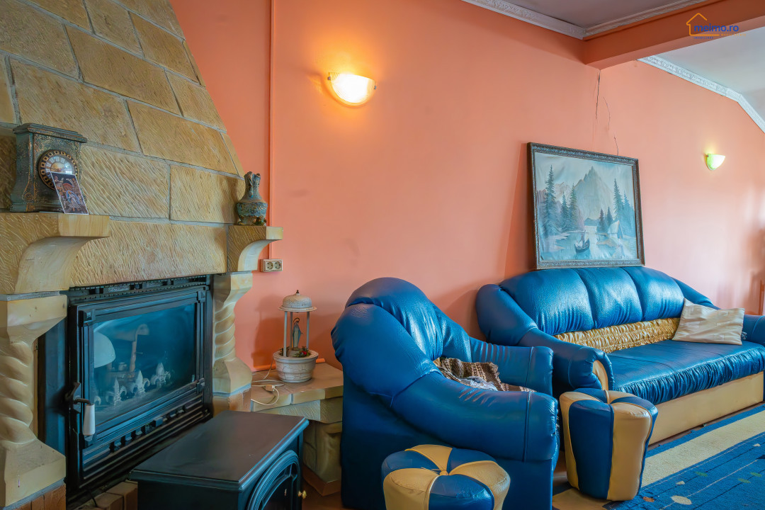 Casa spațioasă din Comănești – locuință pentru familii mari sau sediu de firma?