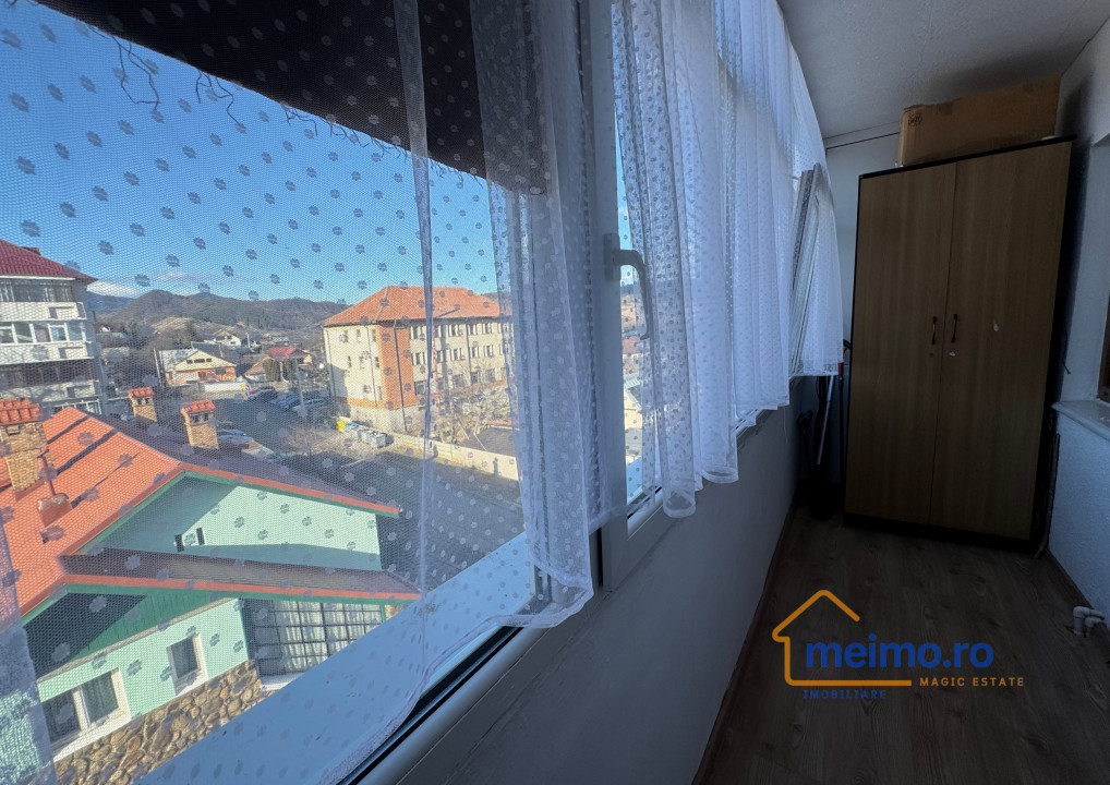 Apartament cu doua camere de 68.5mp, renovat