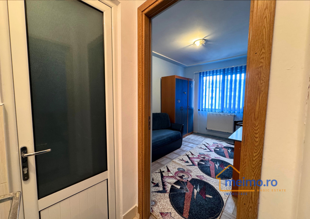 Apartament cu trei camere langa Liceul Spiru Haret, 50mp
