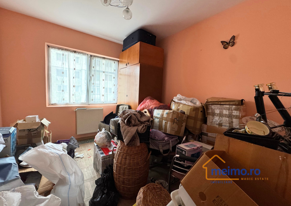 Apartament cu trei camere langa Liceul Spiru Haret, 50mp