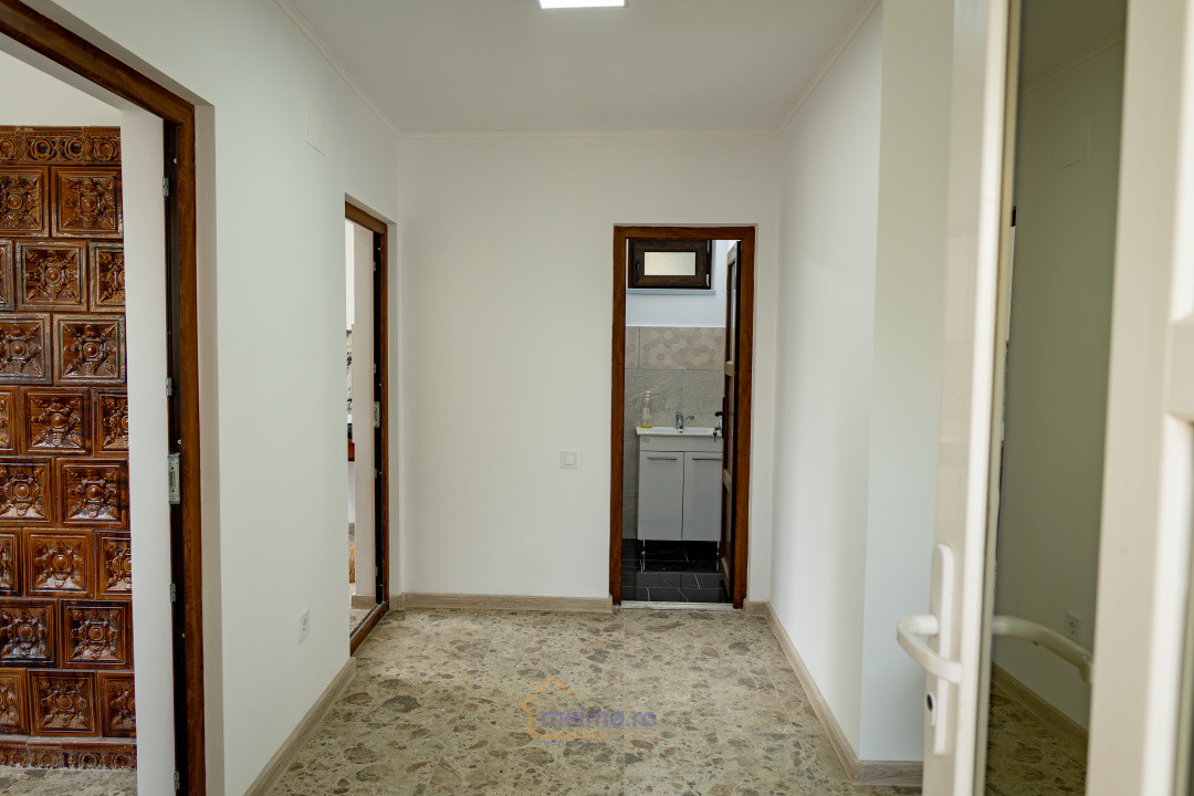Casă renovată, spațiu pentru familie și grădină - Moinesti