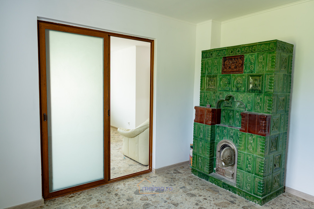 Casă renovată, spațiu pentru familie și grădină - Moinesti
