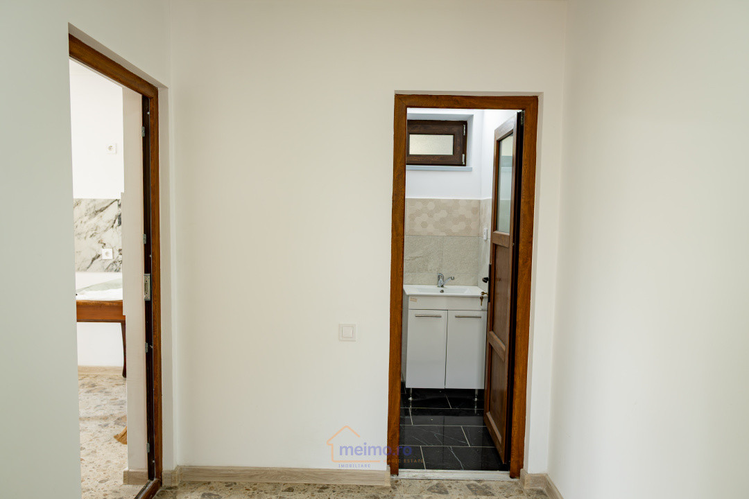 Casă renovată, spațiu pentru familie și grădină - Moinesti
