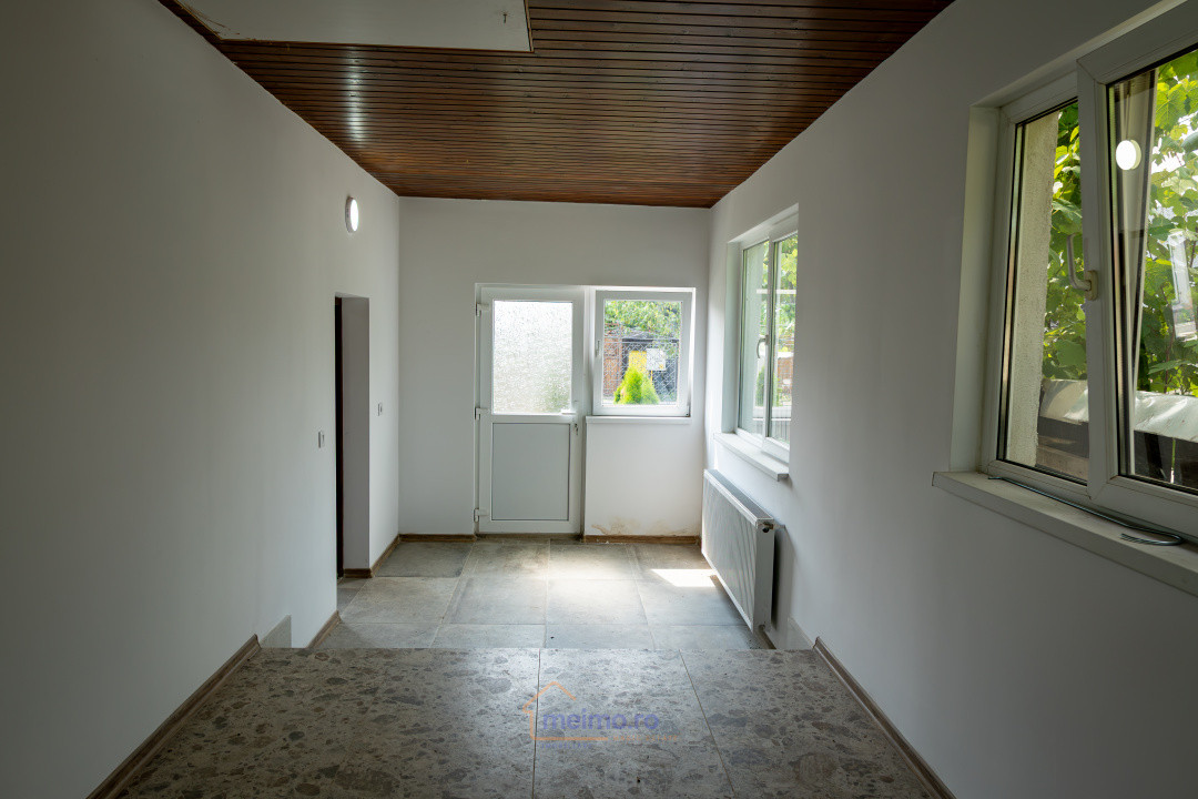 Casă renovată, spațiu pentru familie și grădină - Moinesti