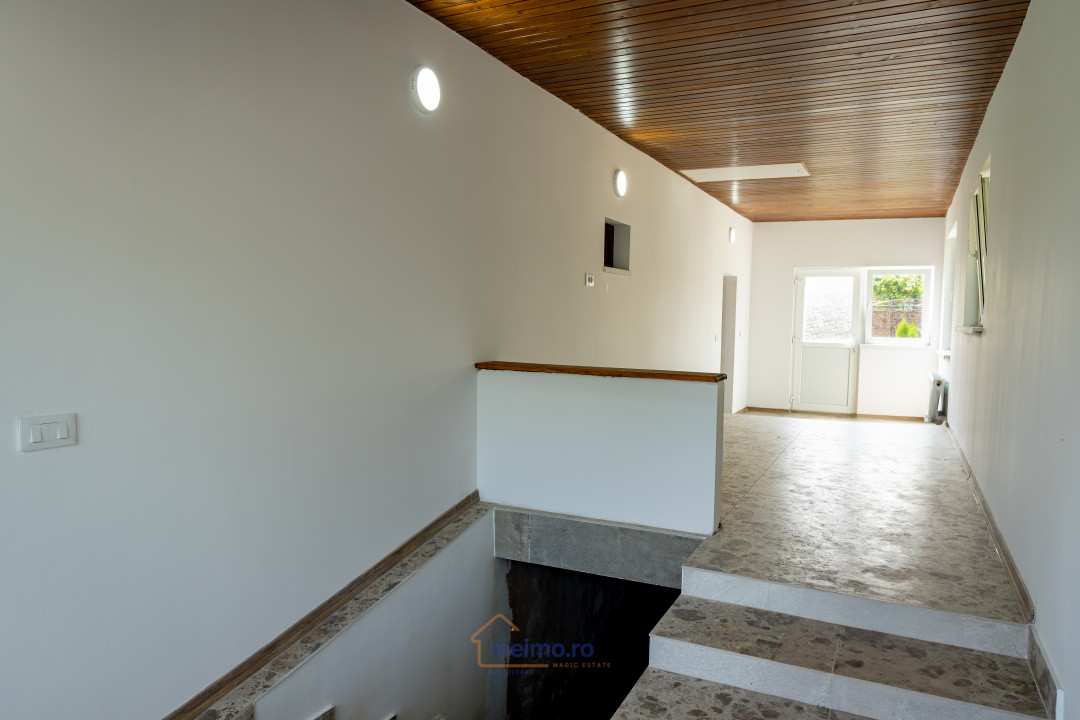 Casă renovată, spațiu pentru familie și grădină - Moinesti