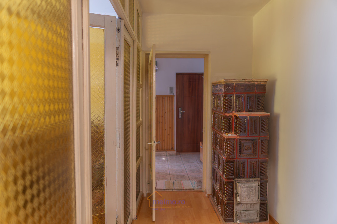 🏡 Apartament decomandat cu 3 camere – Comănești, str. Gârlei, etaj 3/4