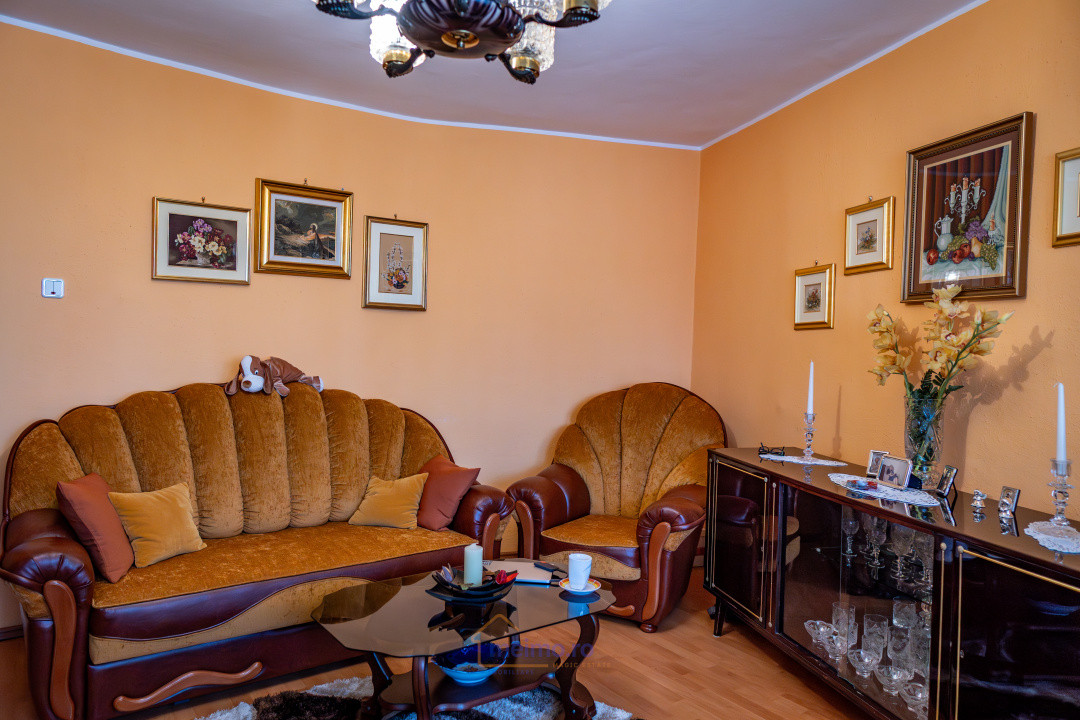 Apartament de 2 camere, decomandat, Select 4