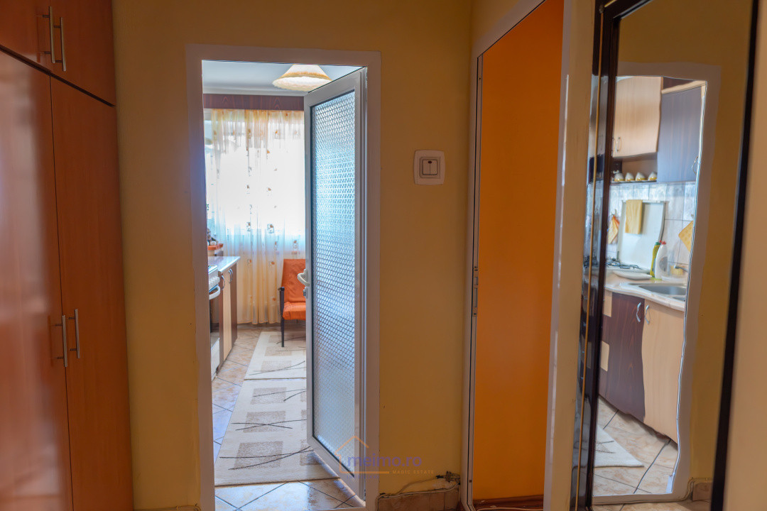 Apartament de 2 camere, decomandat, Select 4