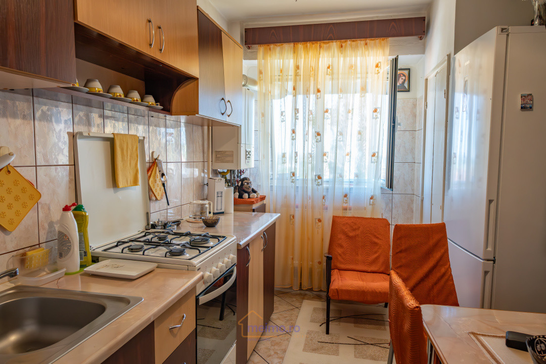 Apartament de 2 camere, decomandat, Select 4