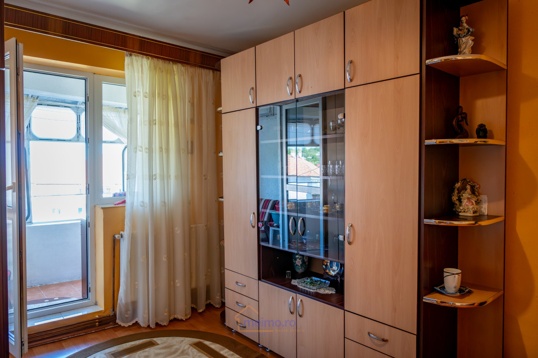 Apartament de 2 camere, decomandat, Select 4
