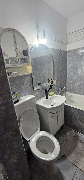 Apartament 3 camere de inchiriat, cartier Zavoi!