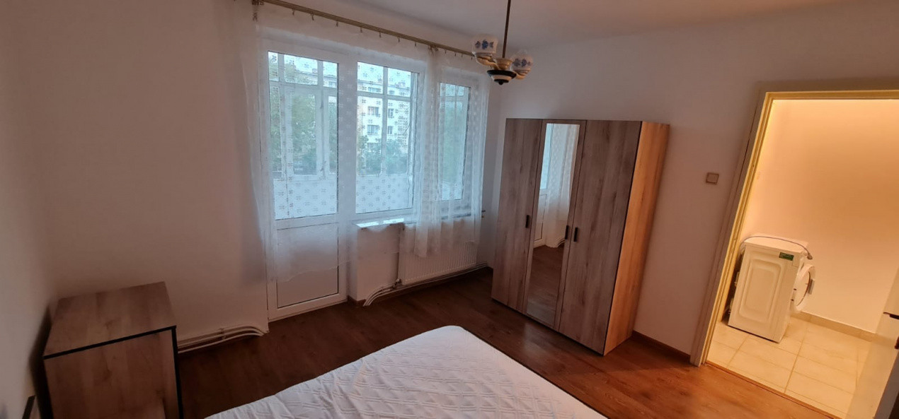Apartament de doua camere, zona Garii (bloc E1)