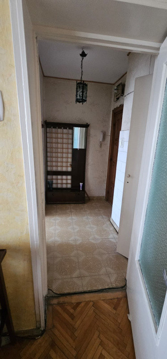 Apartament 2 camere de vanzare!