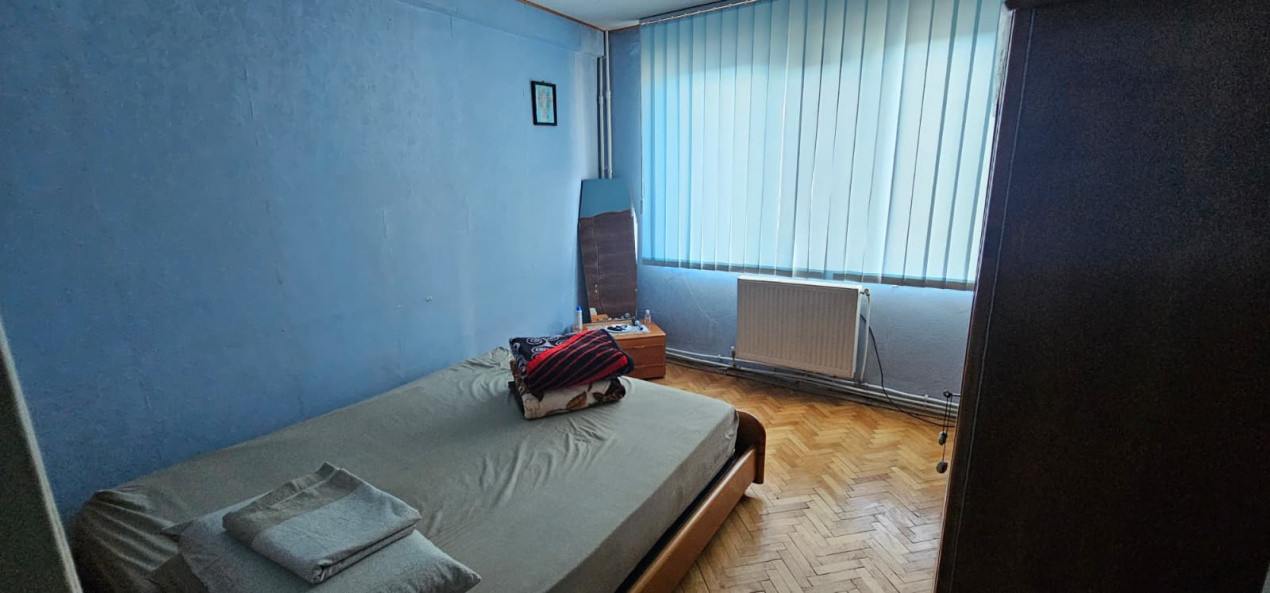 Apartament 2 camere de vanzare!