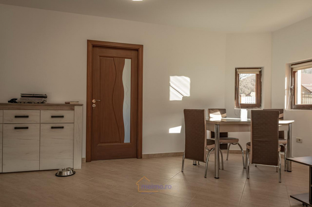 O reședință rafinată, ideală pentru o familie modernă, situată în satul pitoresc