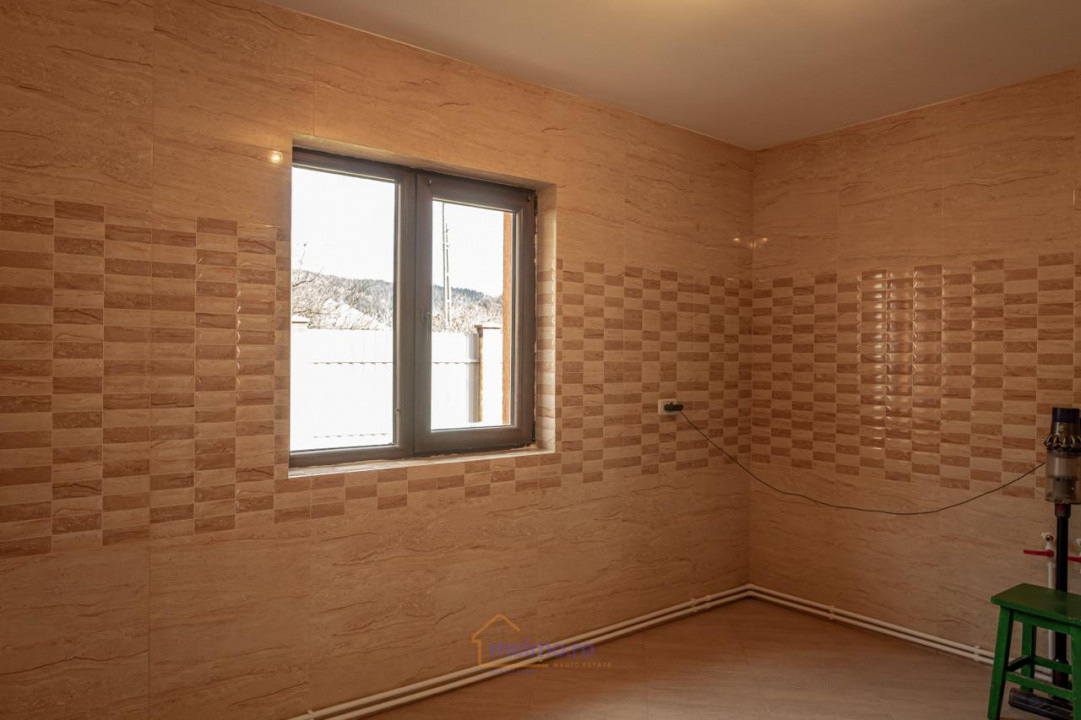 O reședință rafinată, ideală pentru o familie modernă, situată în satul pitoresc