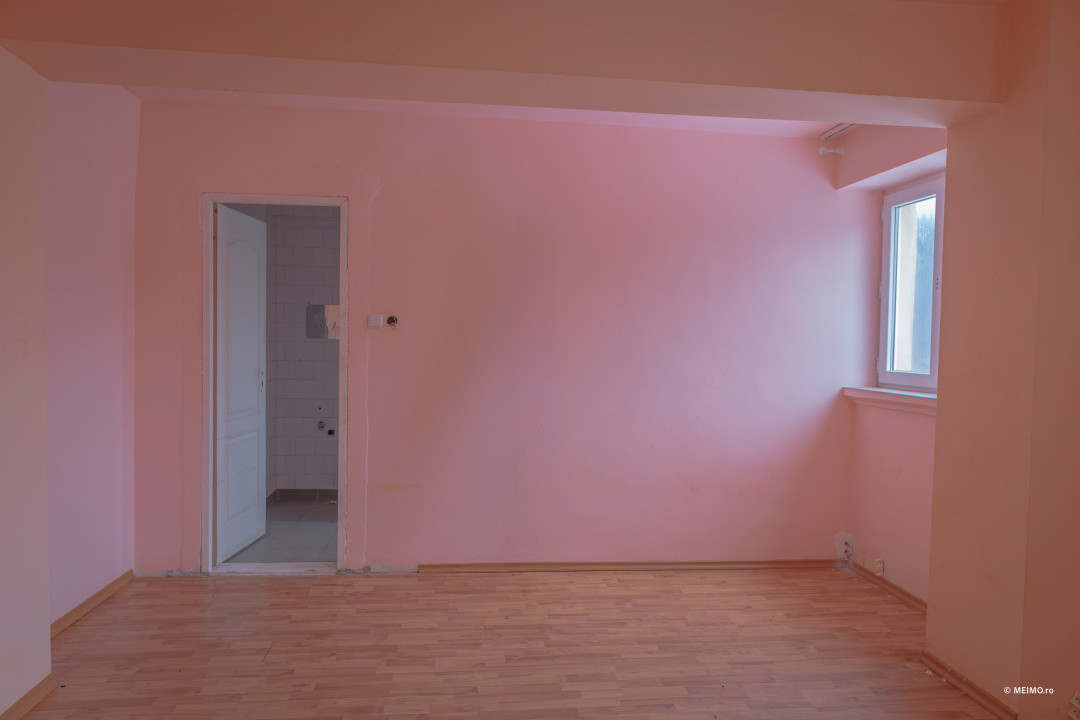 Clădire pentru clinică, pensiune sau centru social - Zemeș