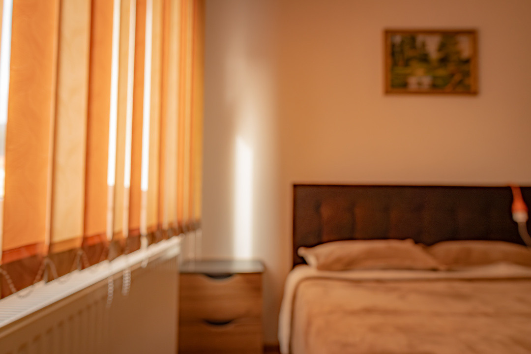 Schimb cu parter/casă sau vânzare: 3 camere renovat, mobilat, balcon