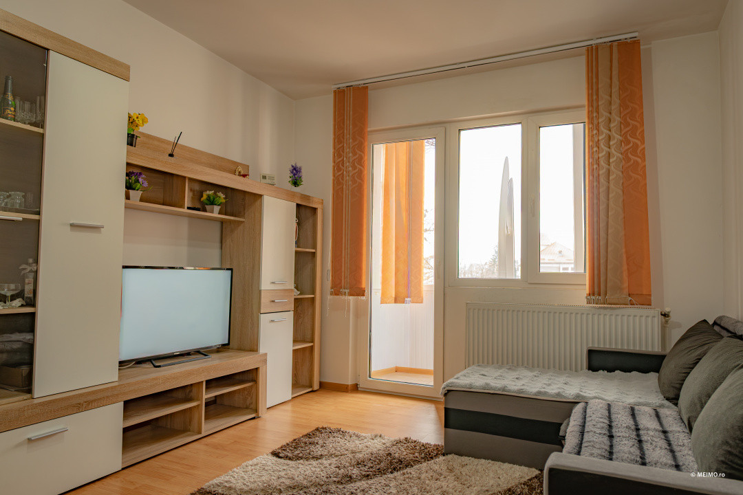 Schimb cu parter/casă sau vânzare: 3 camere renovat, mobilat, balcon