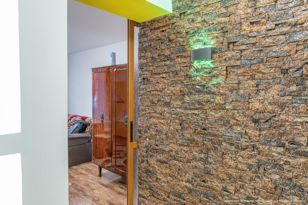 Apartament de inchiriat, zona Luca Moinesti, bloc A3, parter